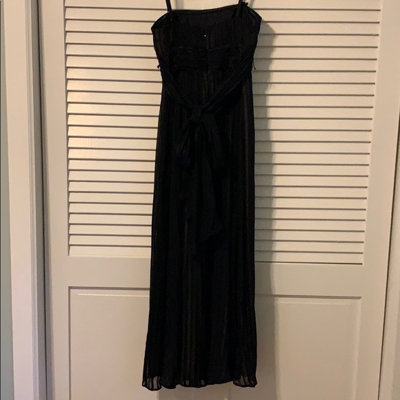 Stunning BCBG MaxAzria Gown - Picture 3 of 6